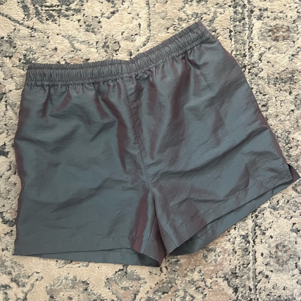 TNA Women's Grey Iridescent Shorts (Size Small)